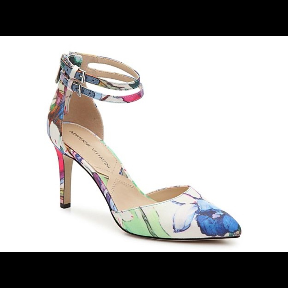 Adrienne Vittadini Pump